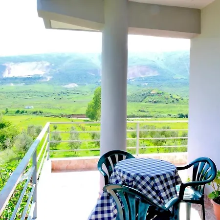 Peaceful Village Retreat - Near Saranda Appartamento *