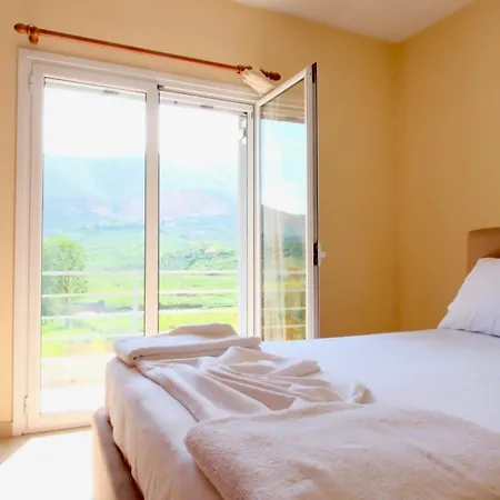 Peaceful Village Retreat - Near Saranda